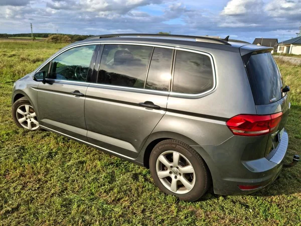 Volkswagen Touran 1.4 TSI KOMFORT 7 míst - foto 16