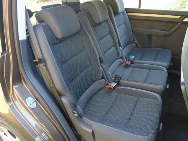 Volkswagen Touran 2.0 TDI 7míst,servisní histori - foto 15