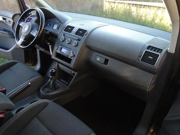 Volkswagen Touran 2.0 TDI 7míst,servisní histori - foto 16