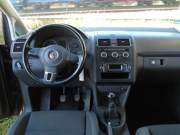 Volkswagen Touran 2.0 TDI 7míst,servisní histori - foto 18