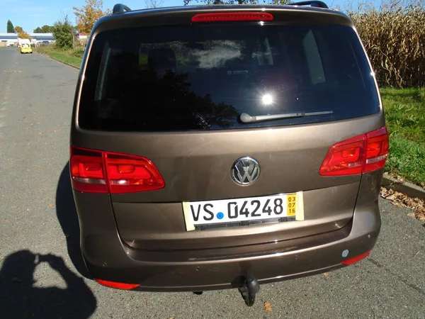 Volkswagen Touran 2.0 TDI 7míst,servisní histori - foto 2