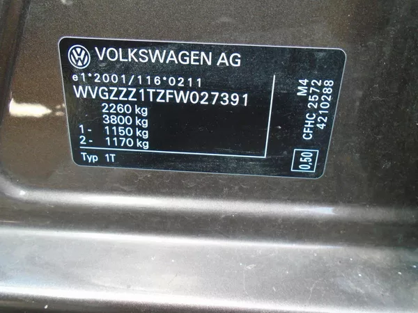 Volkswagen Touran 2.0 TDI 7míst,servisní histori - foto 23