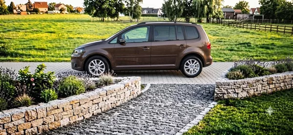 Volkswagen Touran 2.0 TDI 7míst,servisní histori - foto 53