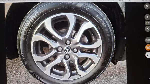 Mazda 2 1.5 66kw facelit max.výbava - foto 14