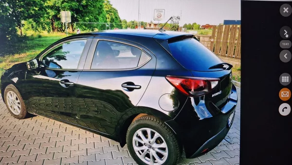 Mazda 2 1.5 66kw facelit max.výbava - foto 2
