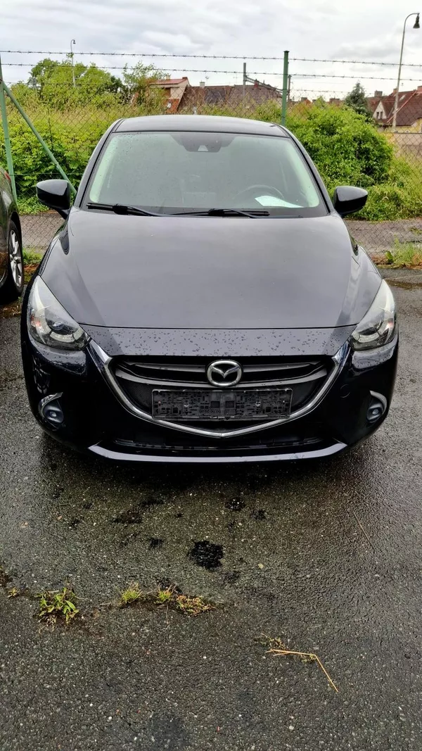 Mazda 2 1.5 66kw facelit max.výbava - foto 28