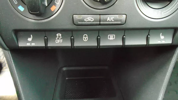 Škoda Rapid 1.2 77 kw servisní historie - foto 28