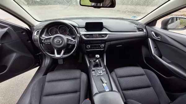 Mazda 6 2.0 benzin Facelit 1. majitel - foto 18