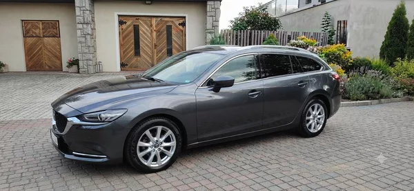 Mazda 6 2.0 benzin Facelit 1. majitel - foto 37