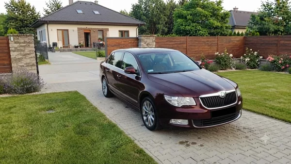 Škoda Superb 2.0 TDI 125 kw 1. majitel - foto 22