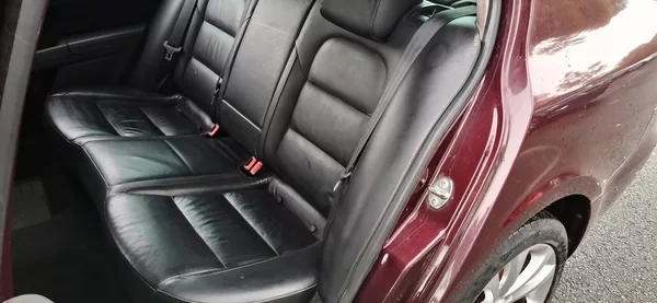 Škoda Superb 2.0 TDI 125 kw 1. majitel - foto 33