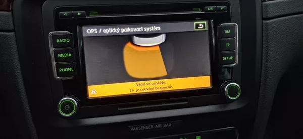Škoda Superb 2.0 TDI 125 kw 1. majitel - foto 40