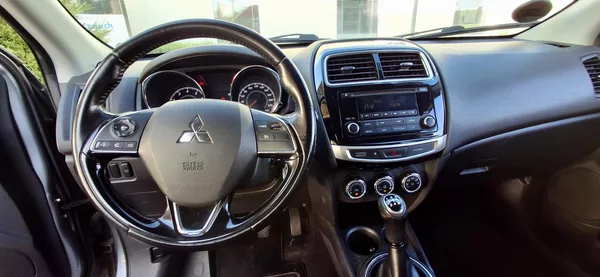 Mitsubishi ASX 1.6 86 kw - foto 33
