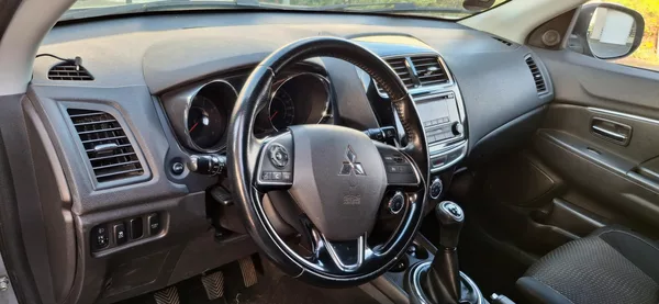 Mitsubishi ASX 1.6 86 kw - foto 37