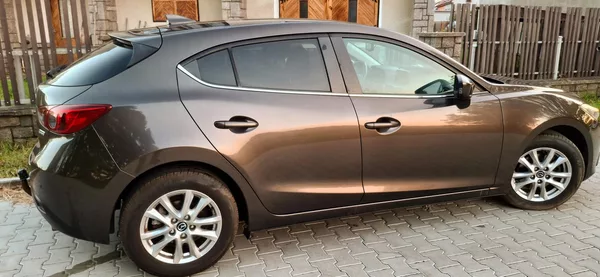 Mazda 3 2.0 Scyktiv sport 1. majitel - foto 21