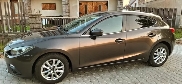 Mazda 3 2.0 Scyktiv sport 1. majitel - foto 29
