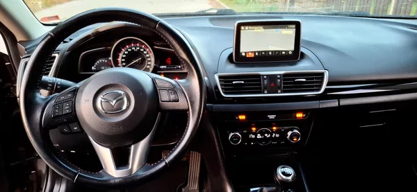 Mazda 3 2.0 Scyktiv sport 1. majitel - foto 7