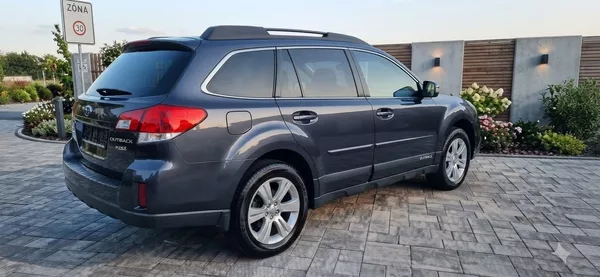 Subaru Outback 2.5 4x4 automat - foto 17