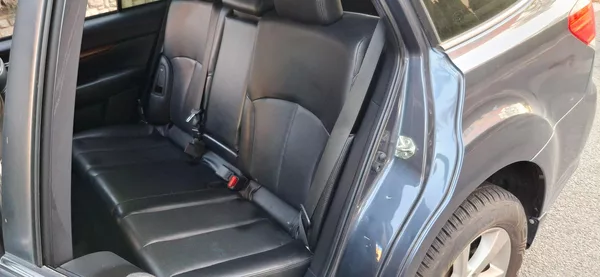 Subaru Outback 2.5 4x4 automat - foto 37