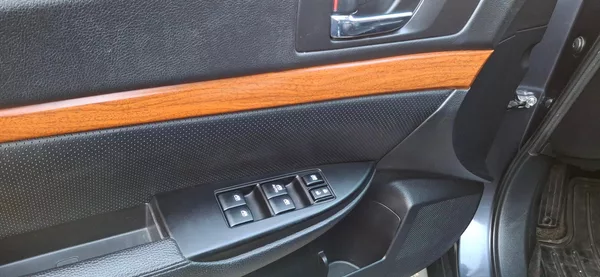 Subaru Outback 2.5 4x4 automat - foto 40