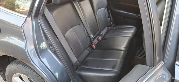 Subaru Outback 2.5 4x4 automat - foto 7