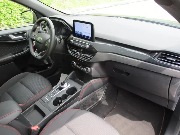Ford Kuga 2.5 PHEV ST-LINE 29tkm! - foto 29