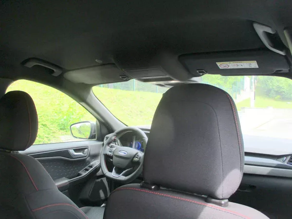 Ford Kuga 2.5 PHEV ST-LINE 29tkm! - foto 31