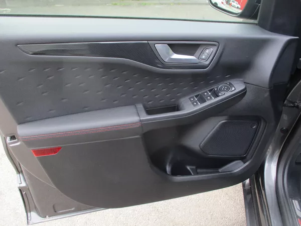 Ford Kuga 2.5 PHEV ST-LINE 29tkm! - foto 9