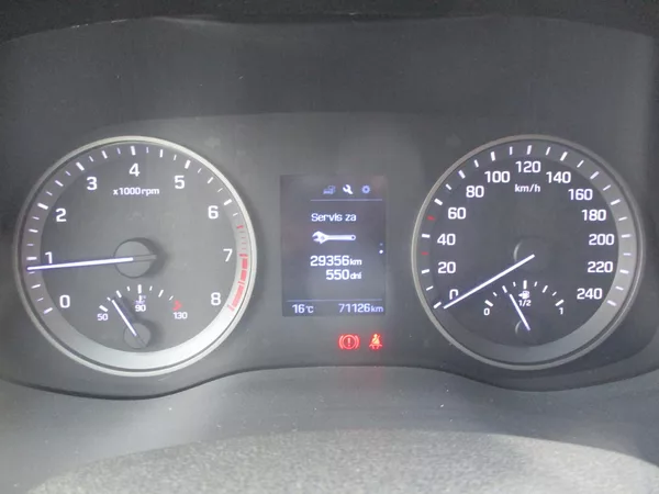 Hyundai Tucson 1.6 GDi 99kW*70tkm*KRÁSNÝ STAV - foto 19