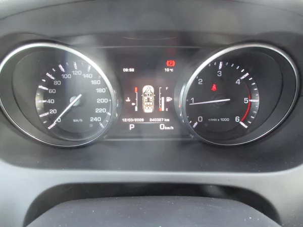 Land Rover Discovery Sport 2.0 TD4 110kW 4x4 koupeno CZ - foto 13