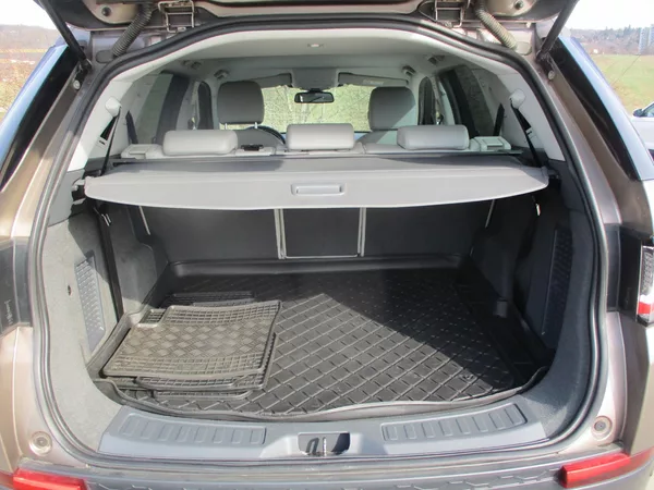 Land Rover Discovery Sport 2.0 TD4 110kW 4x4 koupeno CZ - foto 28