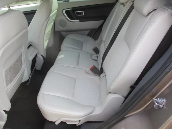Land Rover Discovery Sport 2.0 TD4 110kW 4x4 koupeno CZ - foto 33