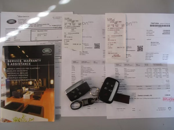Land Rover Discovery Sport 2.0 TD4 110kW 4x4 koupeno CZ - foto 42