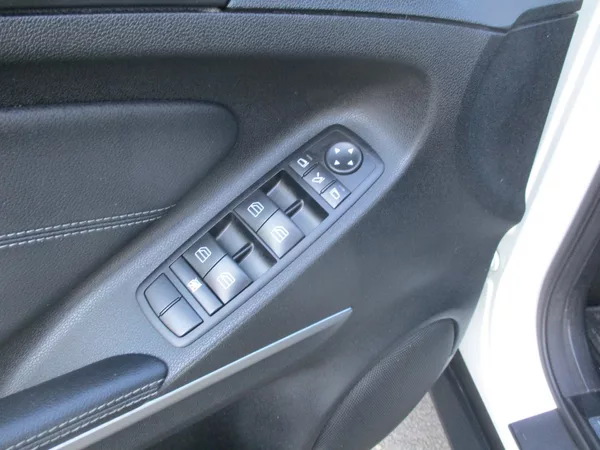 Mercedes-Benz Třídy M ML 350CDi SPORT 4M*NAVI*ALU 20 - foto 12