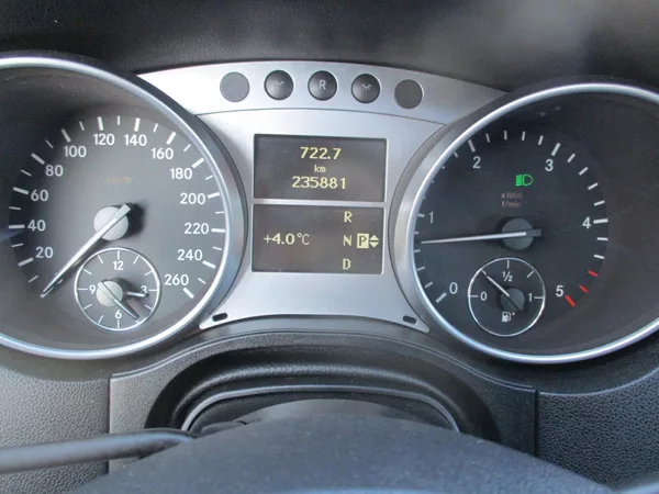 Mercedes-Benz Třídy M ML 350CDi SPORT 4M*NAVI*ALU 20 - foto 15