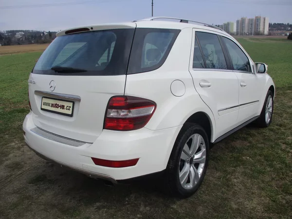 Mercedes-Benz Třídy M ML 350CDi SPORT 4M*NAVI*ALU 20 - foto 7