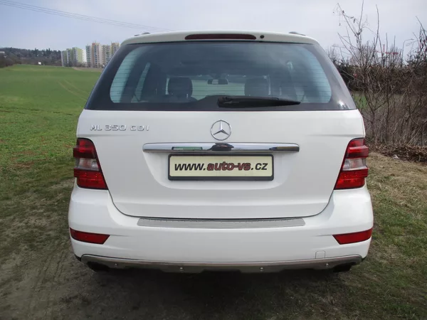Mercedes-Benz Třídy M ML 350CDi SPORT 4M*NAVI*ALU 20 - foto 8