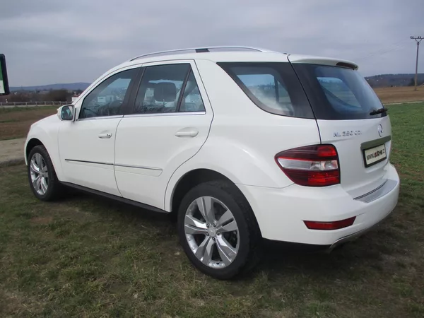 Mercedes-Benz Třídy M ML 350CDi SPORT 4M*NAVI*ALU 20 - foto 9