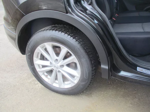 Nissan Qashqai 1.6DIG-T 120kW NAVI VÝHŘEV - foto 32