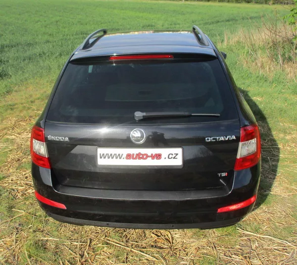 Škoda Octavia 1.4TSi 103kW*ELEGANCE*VÝHŘEV* - foto 9