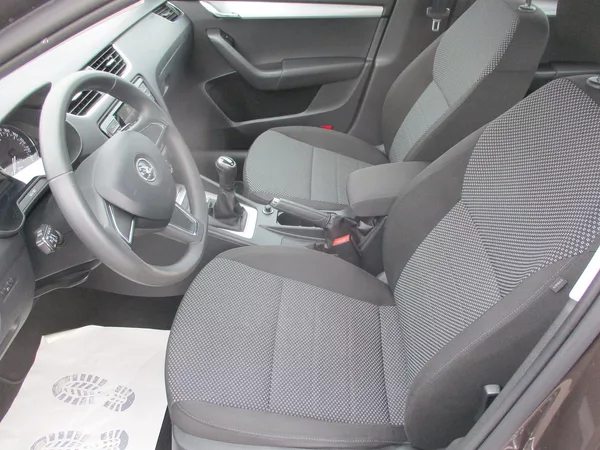 Škoda Octavia 1.2TSi 81kW AMB VÝHŘEV 2x PNEU - foto 16