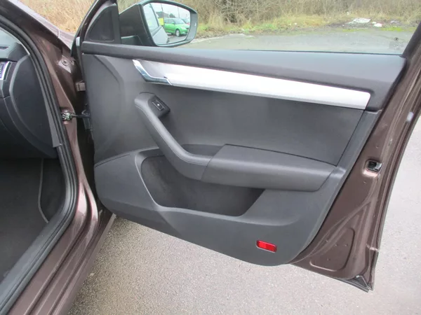Škoda Octavia 1.2TSi 81kW AMB VÝHŘEV 2x PNEU - foto 26