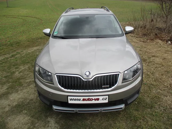 Škoda Octavia SCOUT 2.0TDi RS 135kW DSG - foto 3