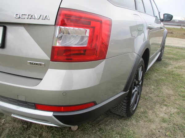 Škoda Octavia SCOUT 2.0TDi RS 135kW DSG - foto 34
