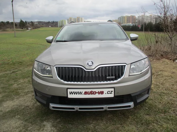 Škoda Octavia SCOUT 2.0TDi RS 135kW DSG - foto 4