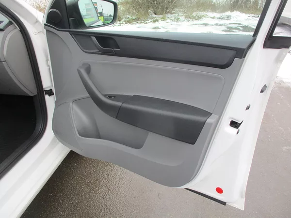 Škoda Rapid 1.2 TSi NOVÉ V ČR*L+Z PNEU - foto 25