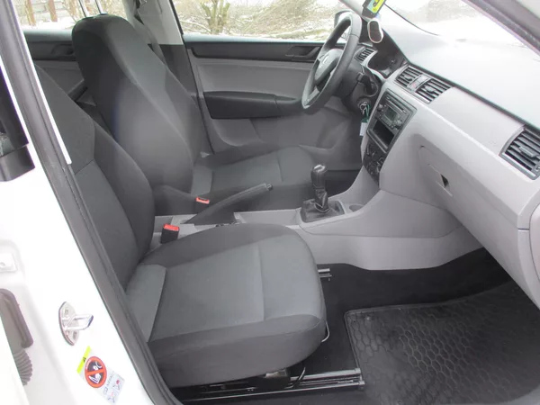 Škoda Rapid 1.2 TSi NOVÉ V ČR*L+Z PNEU - foto 27