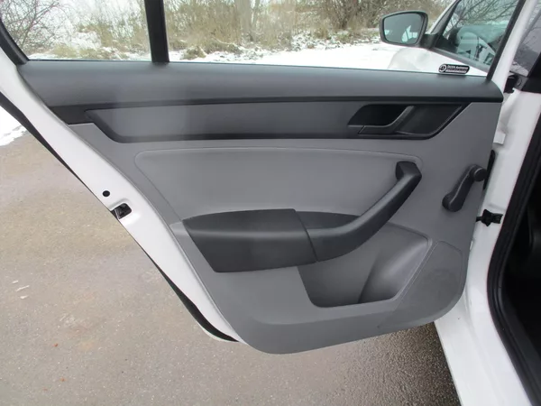 Škoda Rapid 1.2 TSi NOVÉ V ČR*L+Z PNEU - foto 35