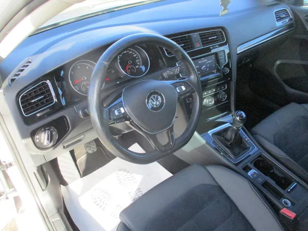 Volkswagen Golf 2.0TDi 110kW HIGHLINE L+Z PNEU - foto 14