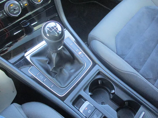 Volkswagen Golf 2.0TDi 110kW HIGHLINE L+Z PNEU - foto 19